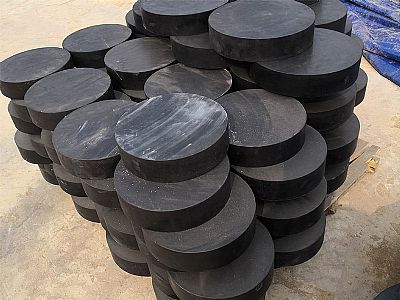石阡县板式橡胶支座由若干层橡胶片与薄钢板经加压硫化